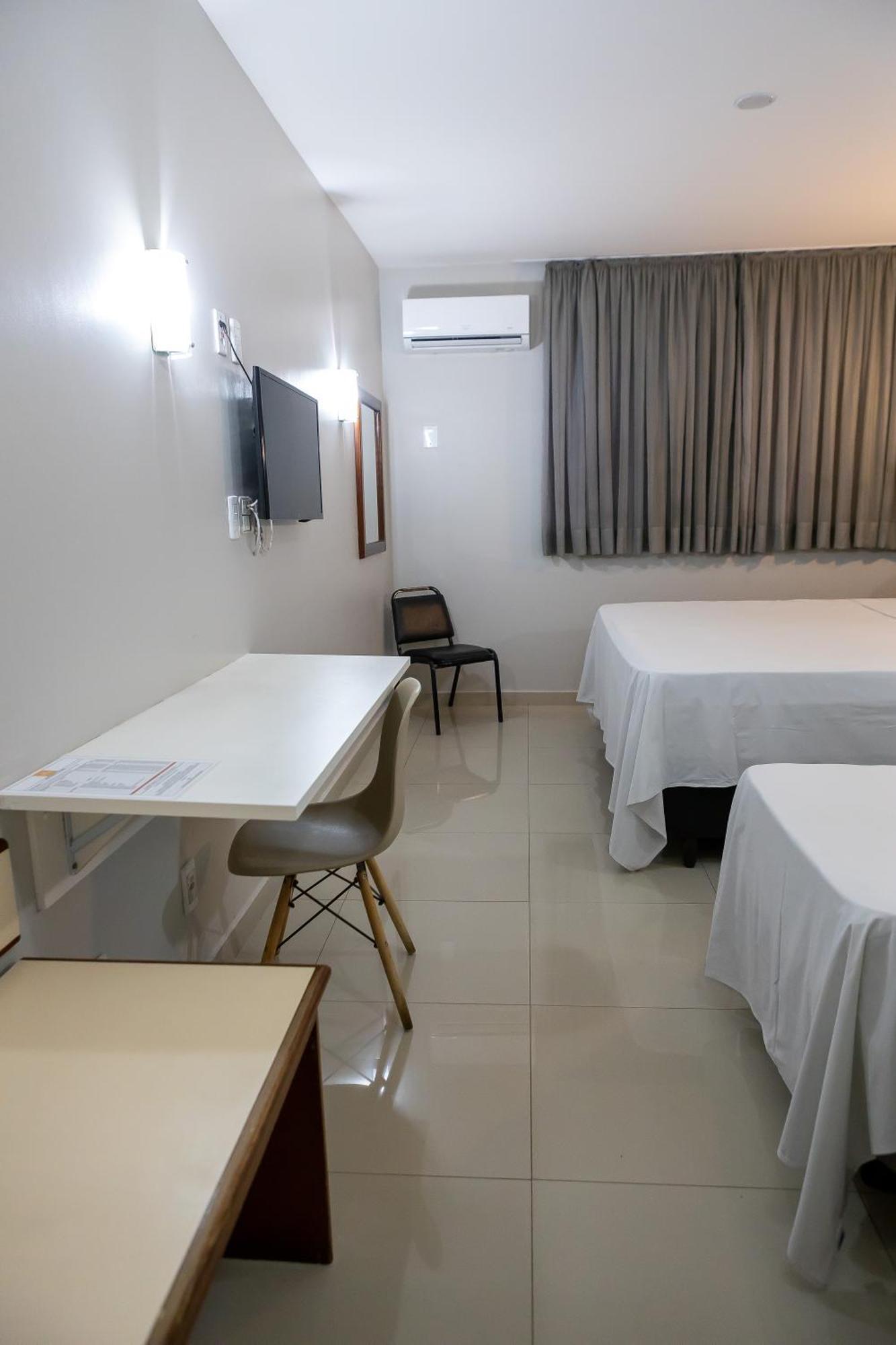 Allegro Hotel Goiania Bagian luar foto