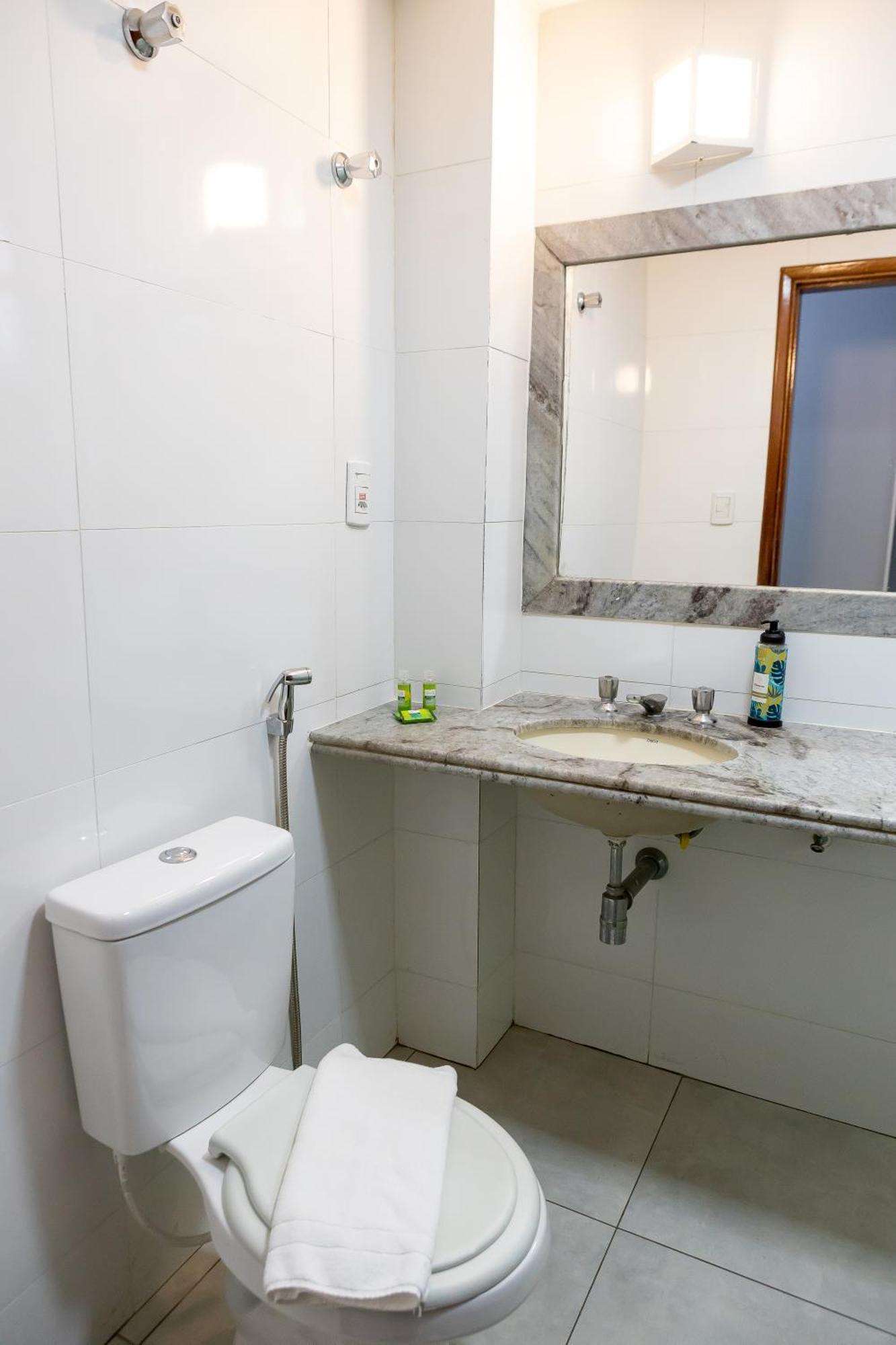 Allegro Hotel Goiania Bagian luar foto